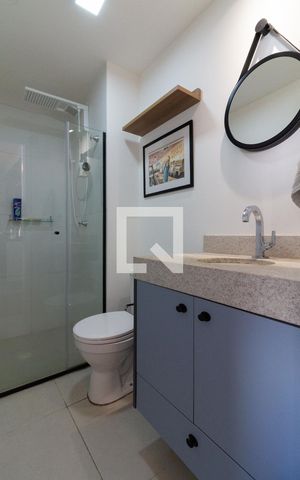 Apartamento para alugar com 40m², 2 quartos e sem vaga Apartamento para alugar com 40m², 2 quartos e sem vagaBanheiro