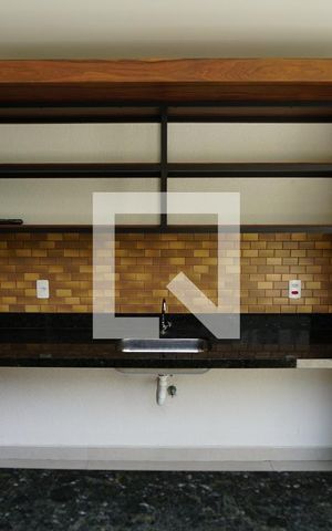 Apartamento para alugar com 40m², 2 quartos e sem vagaÁrea comum