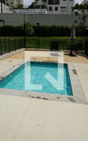 Apartamento para alugar com 40m², 2 quartos e sem vagaÁrea comum - Piscina