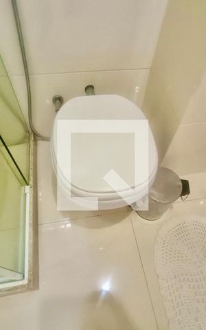 Apartamento para alugar com 90m², 2 quartos e sem vagaBanheiro social 