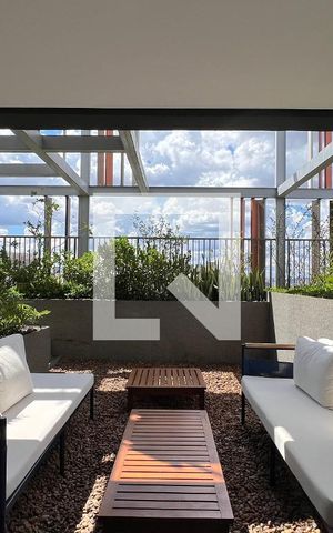 Studio à venda com 24m², 1 quarto e sem vaga Studio à venda com 24m², 1 quarto e sem vagaPiscina
