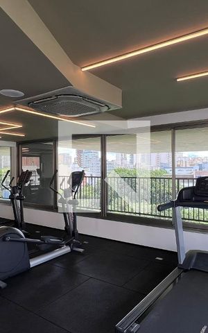 Studio à venda com 24m², 1 quarto e sem vaga Studio à venda com 24m², 1 quarto e sem vagaAcademia