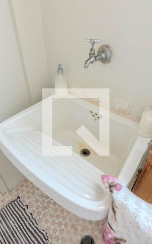 Apartamento para alugar com 320m², 5 quartos e 2 vagas Apartamento para alugar com 320m², 5 quartos e 2 vagasÁrea de Serviço