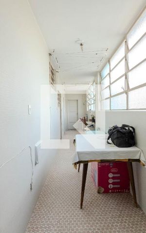 Apartamento para alugar com 320m², 5 quartos e 2 vagas Apartamento para alugar com 320m², 5 quartos e 2 vagasÁrea de Serviço