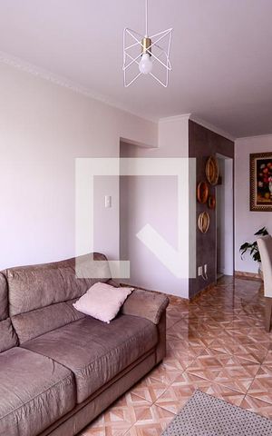 Apartamento à venda com 75m², 2 quartos e 1 vaga Apartamento à venda com 75m², 2 quartos e 1 vagaSala