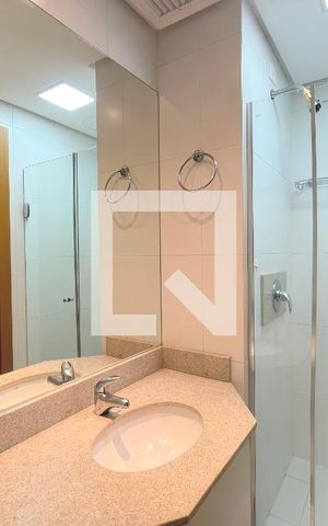 Apartamento à venda com 75m², 2 quartos e 1 vaga Apartamento à venda com 75m², 2 quartos e 1 vagaBanheiro
