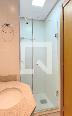 Apartamento à venda com 75m², 2 quartos e 1 vaga Apartamento à venda com 75m², 2 quartos e 1 vagaBanheiro