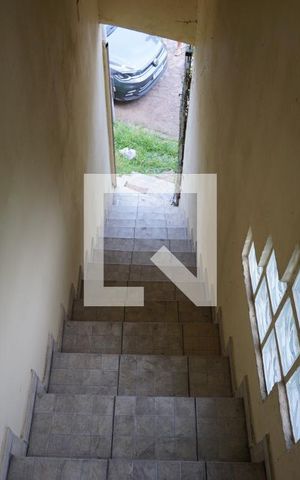 Studio para alugar com 60m², 1 quarto e sem vagaEscada 