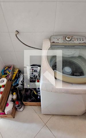 Casa à venda com 300m², 3 quartos e 4 vagas Casa à venda com 300m², 3 quartos e 4 vagasÁrea de Serviço