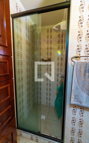 Casa à venda com 190m², 2 quartos e 2 vagas Casa à venda com 190m², 2 quartos e 2 vagasBanheiro Social Detalhe