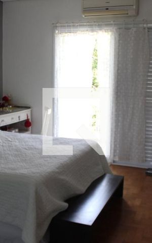 Casa à venda com 330m², 3 quartos e 4 vagasQuarto 1