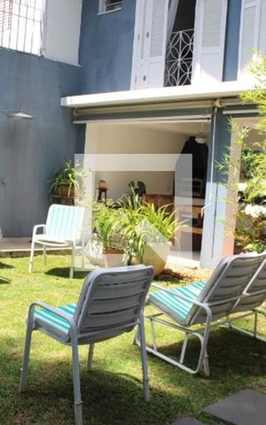 Casa à venda com 330m², 3 quartos e 4 vagasJardim
