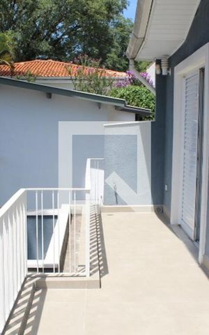 Casa à venda com 330m², 3 quartos e 4 vagasSacada