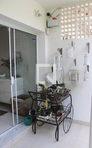 Casa à venda com 330m², 3 quartos e 4 vagasVaranda da Sala