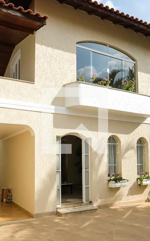 Casa à venda com 400m², 5 quartos e 6 vagasGaragem