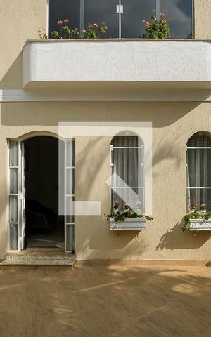 Casa à venda com 400m², 5 quartos e 6 vagasGaragem