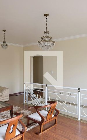 Casa à venda com 400m², 5 quartos e 6 vagasSala 2