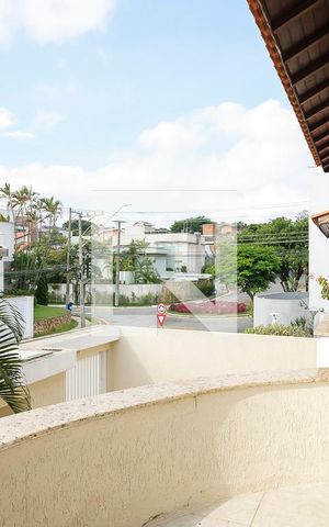 Casa à venda com 400m², 5 quartos e 6 vagasVaranda Suíte 3