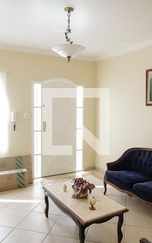 Casa à venda com 400m², 5 quartos e 6 vagasSala 1