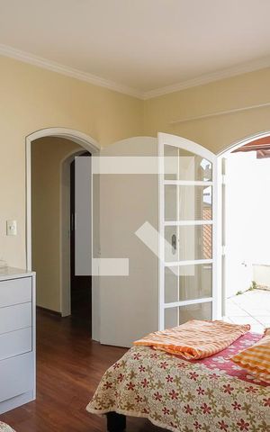 Casa à venda com 400m², 5 quartos e 6 vagasSuíte 4
