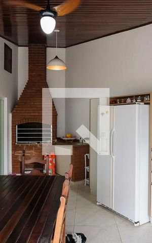 Casa à venda com 400m², 5 quartos e 6 vagasCozinha Edícula