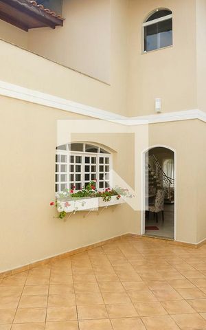 Casa à venda com 400m², 5 quartos e 6 vagasQuintal