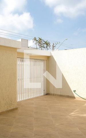 Casa à venda com 400m², 5 quartos e 6 vagasGaragem
