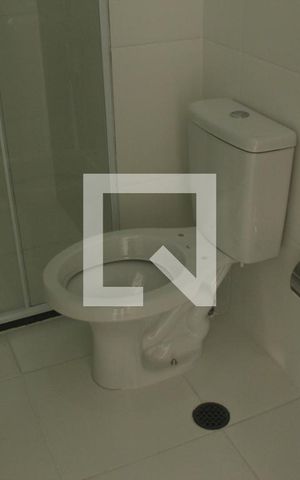 Apartamento para alugar com 33m², 2 quartos e sem vagaBanheiro