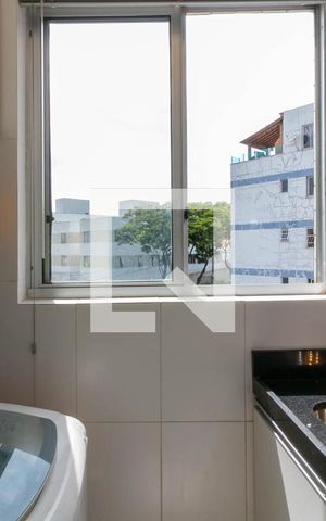 Apartamento à venda com 120m², 2 quartos e 2 vagas Apartamento à venda com 120m², 2 quartos e 2 vagasCozinha e Área de Serviço