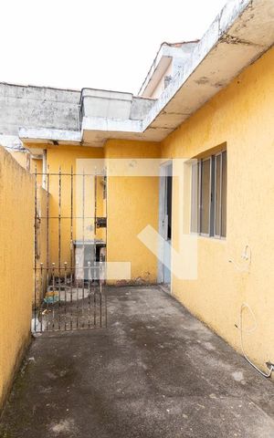 Casa para alugar com 80m², 1 quarto e sem vaga Casa para alugar com 80m², 1 quarto e sem vagaÁrea de Serviço