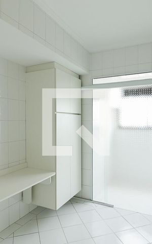 Apartamento para alugar com 214m², 3 quartos e 3 vagasCozinha