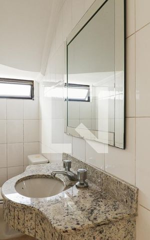 Apartamento para alugar com 214m², 3 quartos e 3 vagasLavabo