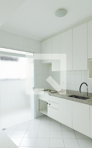 Apartamento para alugar com 214m², 3 quartos e 3 vagasCozinha