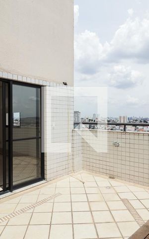 Apartamento para alugar com 214m², 3 quartos e 3 vagasVaranda/Jacuzzi