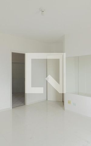 Apartamento para alugar com 214m², 3 quartos e 3 vagasSuíte