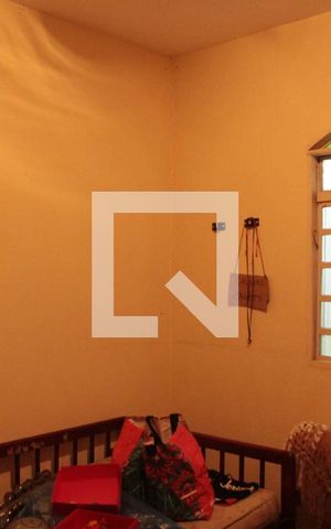 Casa à venda com 257m², 5 quartos e 5 vagasquarto 01