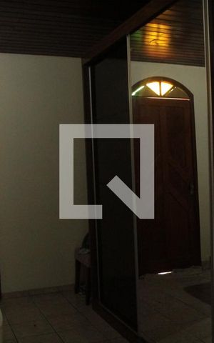 Casa à venda com 257m², 5 quartos e 5 vagasquarto 03
