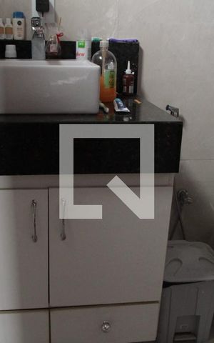 Casa à venda com 257m², 5 quartos e 5 vagasbanheiro da suite