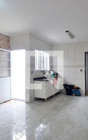 Casa para alugar com 210m², 4 quartos e 2 vagasCozinha