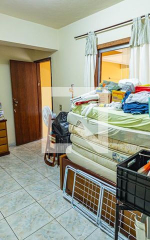 Casa à venda com 259m², 4 quartos e 2 vagasQuarto 4