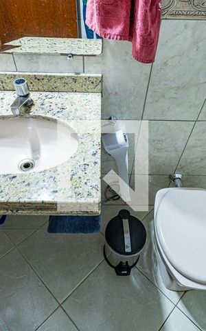 Casa à venda com 259m², 4 quartos e 2 vagasBanheiro da Suíte