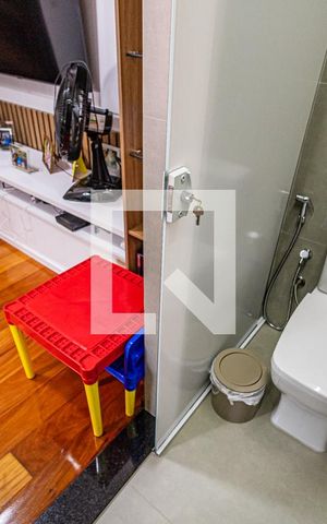 Casa à venda com 259m², 4 quartos e 2 vagasLavabo