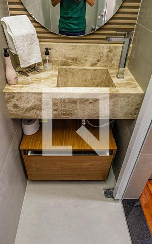 Casa à venda com 259m², 4 quartos e 2 vagasLavabo