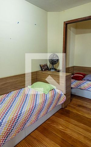 Casa à venda com 259m², 4 quartos e 2 vagasQuarto 1 / Suíte