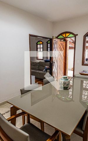 Casa à venda com 259m², 4 quartos e 2 vagasSala de Jantar