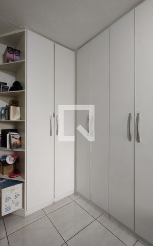 Casa de condomínio à venda com 104m², 2 quartos e 3 vagas Casa de condomínio à venda com 104m², 2 quartos e 3 vagasQuarto 1 - Armários