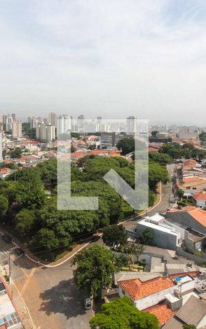 Apartamento à venda com 142m², 4 quartos e 4 vagas Apartamento à venda com 142m², 4 quartos e 4 vagasVista
