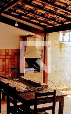 Casa à venda com 130m², 2 quartos e 3 vagas