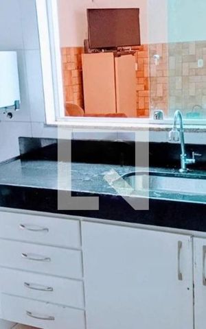 Casa à venda com 130m², 2 quartos e 3 vagas