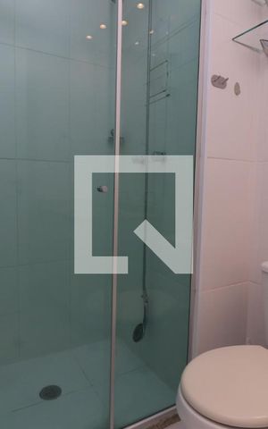 Apartamento para alugar com 71m², 2 quartos e 2 vagasBanheiro Social